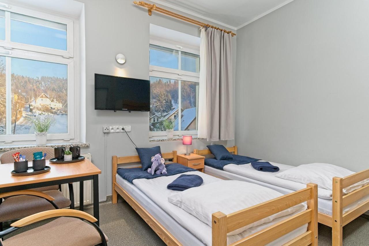 Osrodek Wojkow Kolo Karpacza Hotel Kowary
